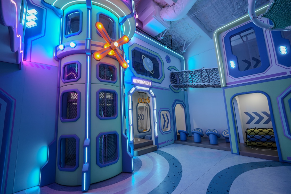 Cyber Cloud play zone